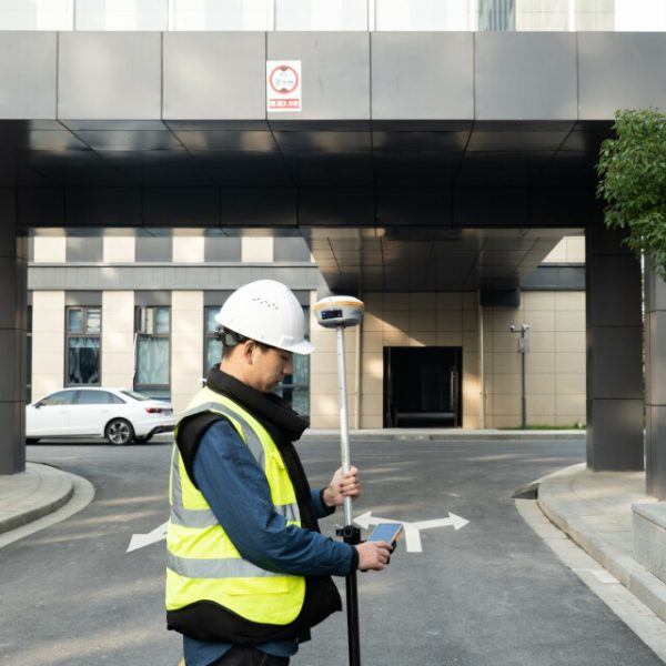 CHCNAV i93 VISUAL IMU-RTK GNSS - Image 3